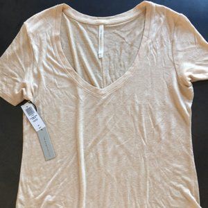 Aritzia Foundation V-Neck T-Shirt